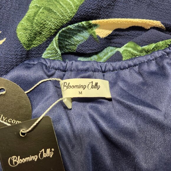 Blooming Jelly Medium White Navy Teal Open Back Crochet Faux Wrap Casual Dress - Picture 12 of 14